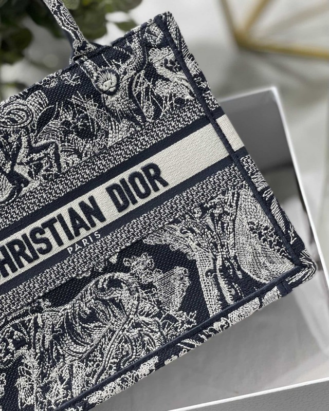 Dior 185 5