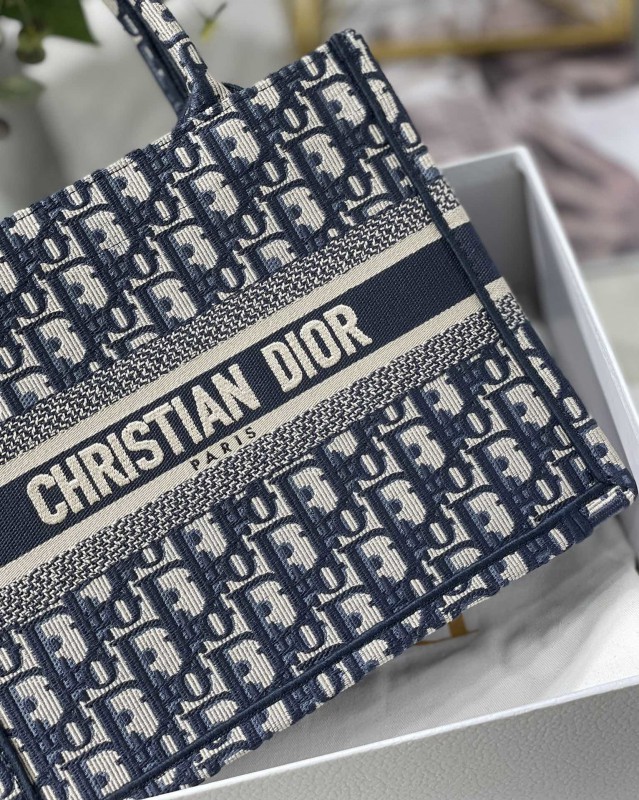 Dior 230 5