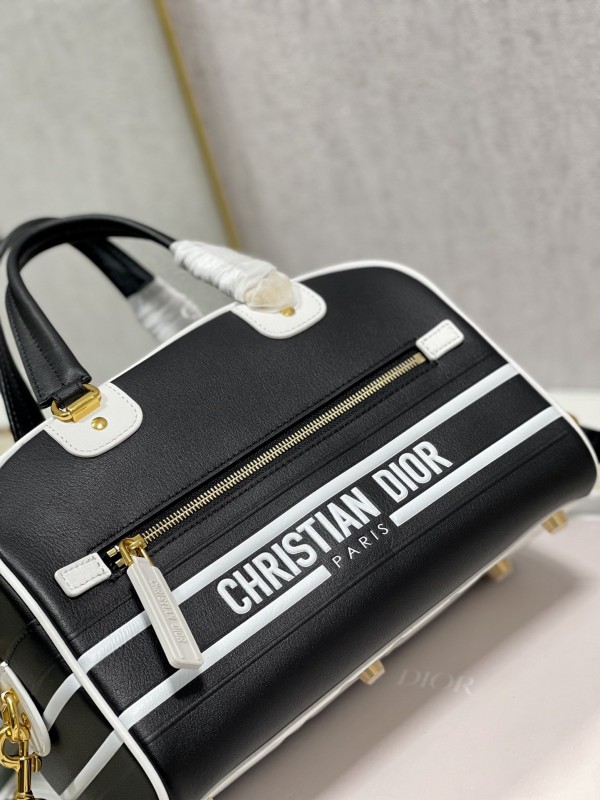 Dior 244 5