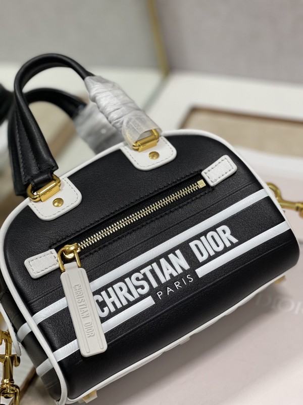 Dior 246 5