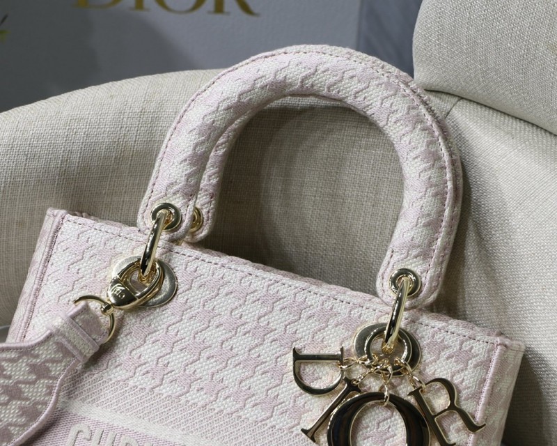 Dior 270 5