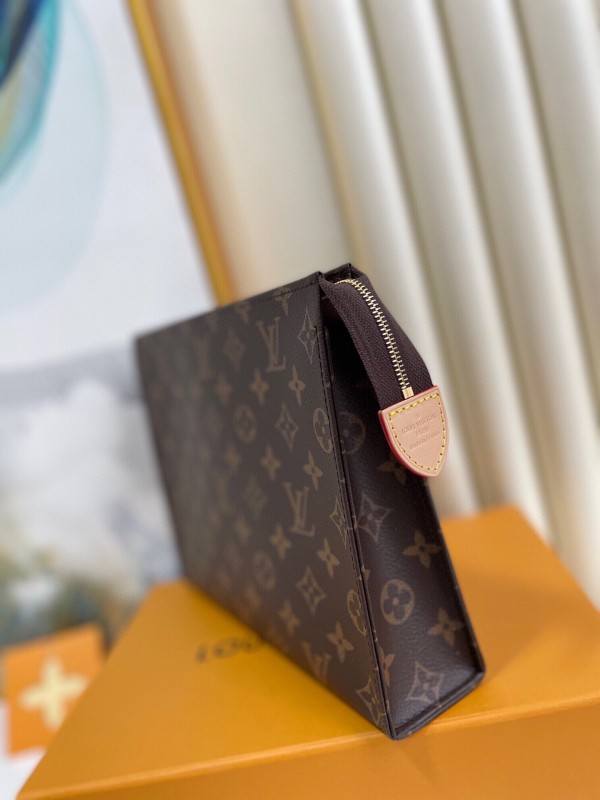 LV 048 5