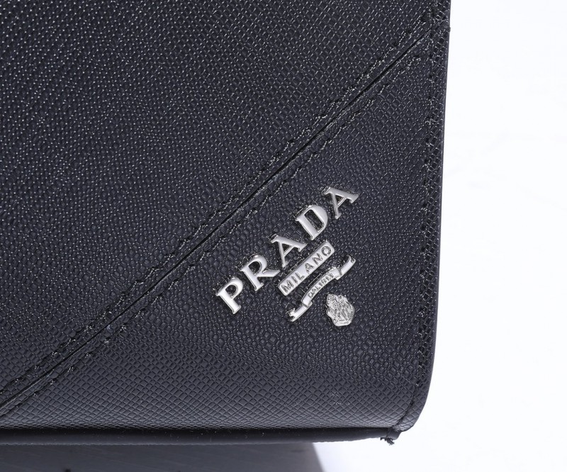 Prada 012 5