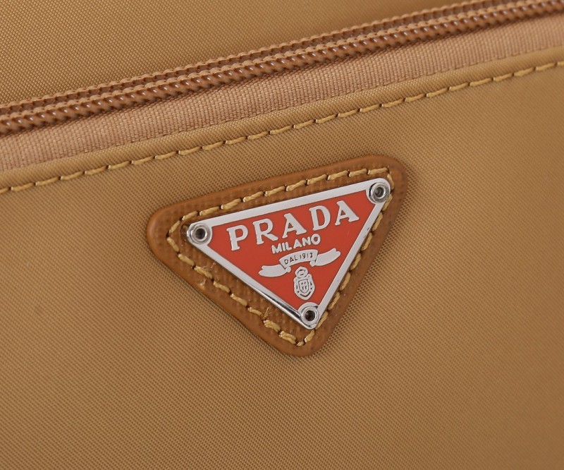 Prada 018 5
