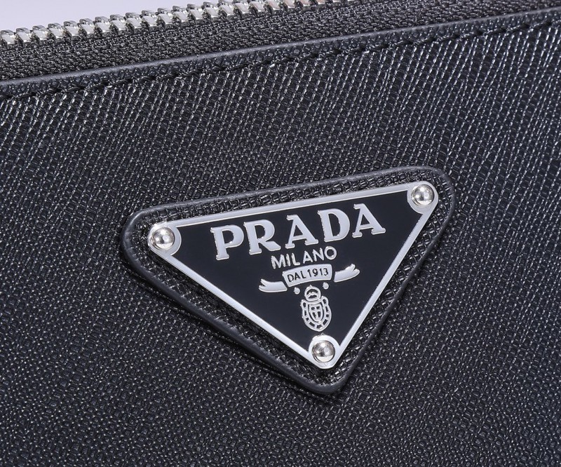 Prada 027 5