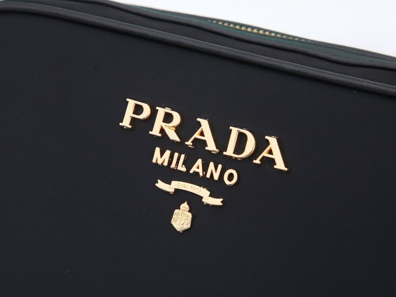 Prada 061 5
