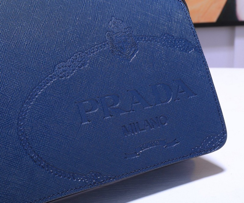 Prada 062 5
