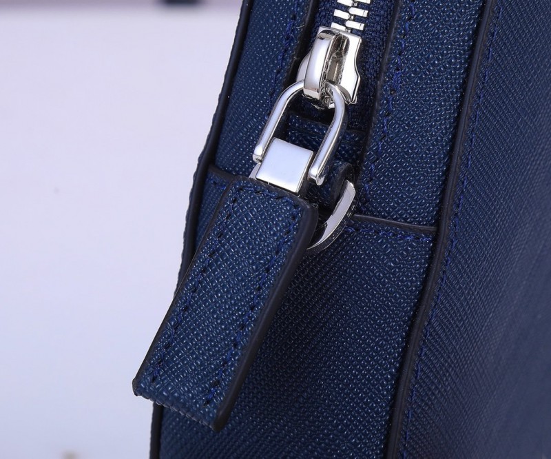 Prada 075 5