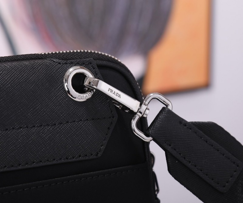 Prada 076 5