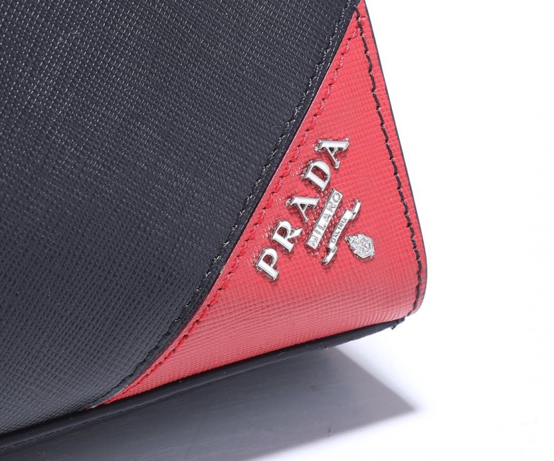 Prada 086 5