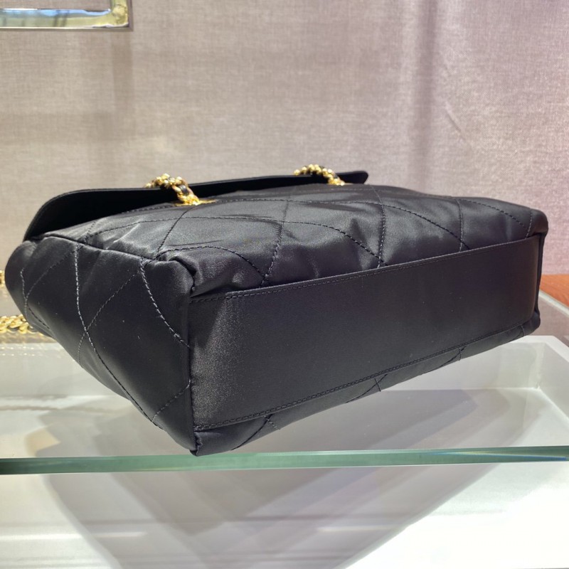 Prada 099 5