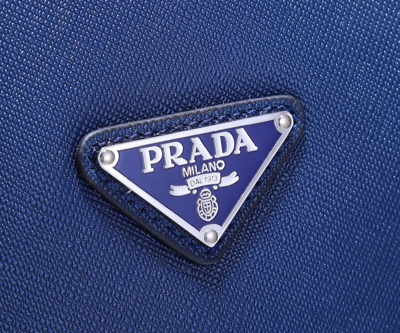Prada 101 5