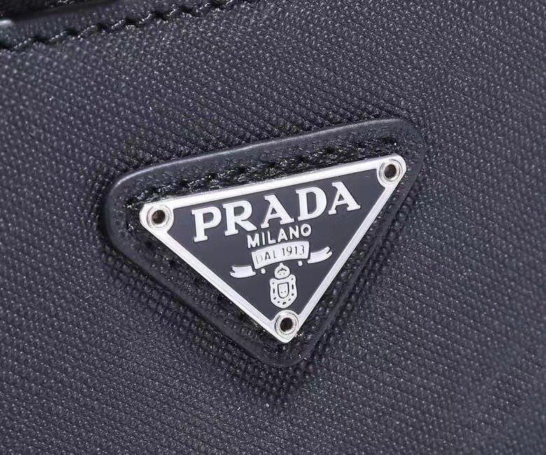 Prada 113 5