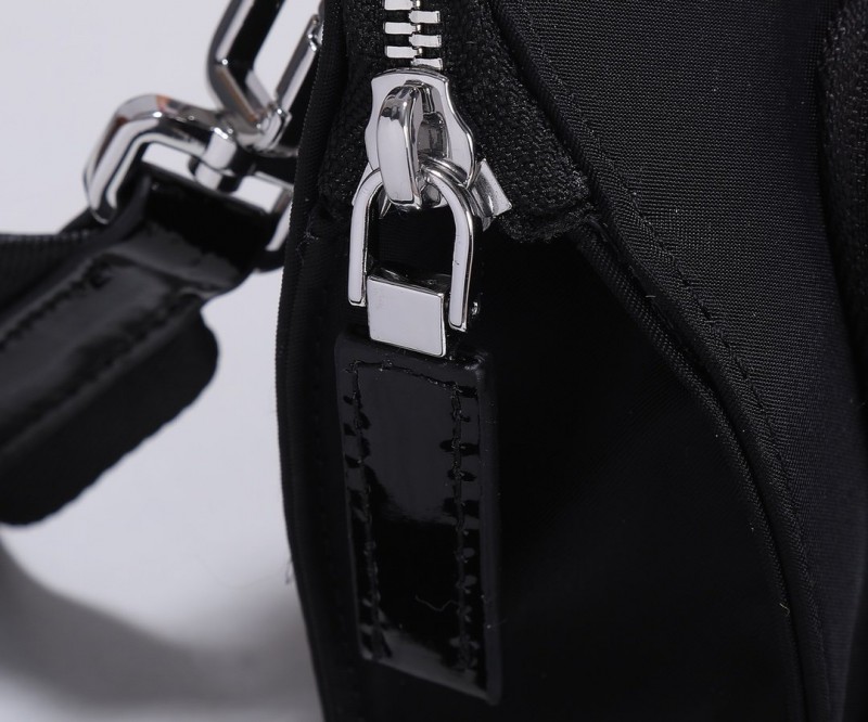 Prada 119 5