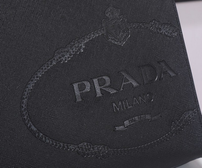 Prada 127 5