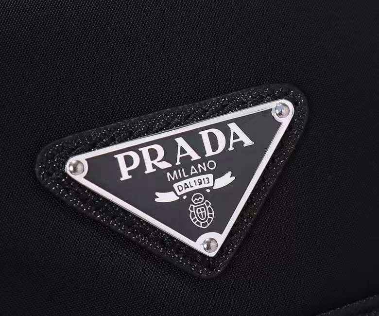 Prada 143 5