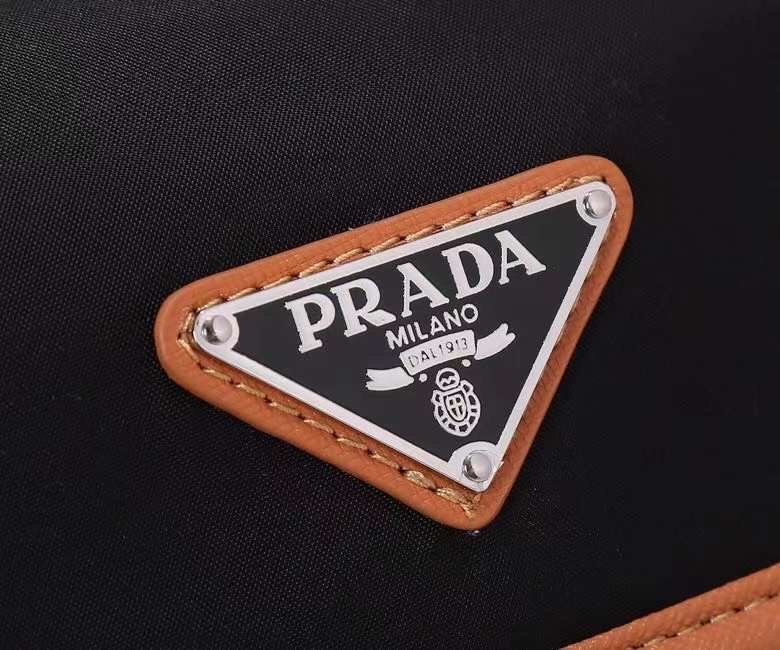 Prada 161 5