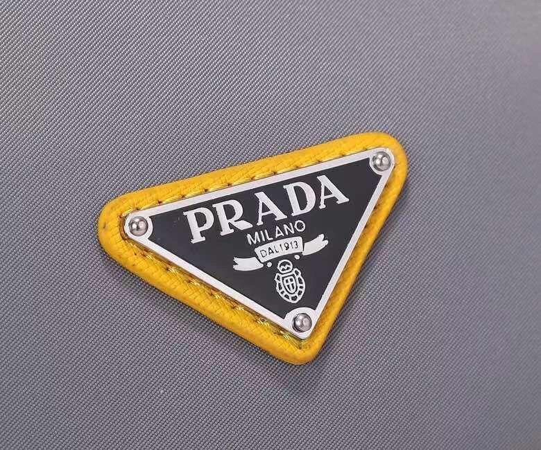 Prada 174 5
