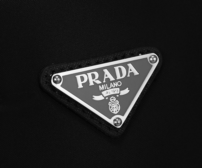 Prada 190 5