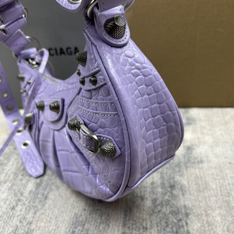 Balenciaga 132 5