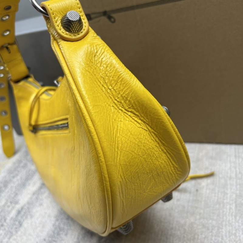 Balenciaga 145 5
