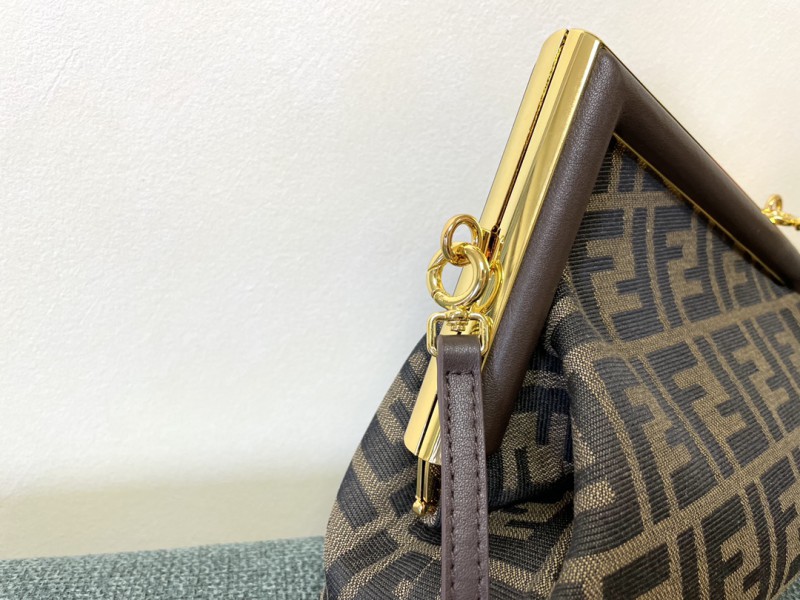 Fendi 013 5