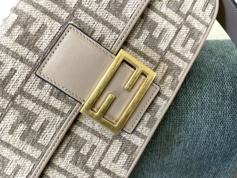 Fendi 016 5