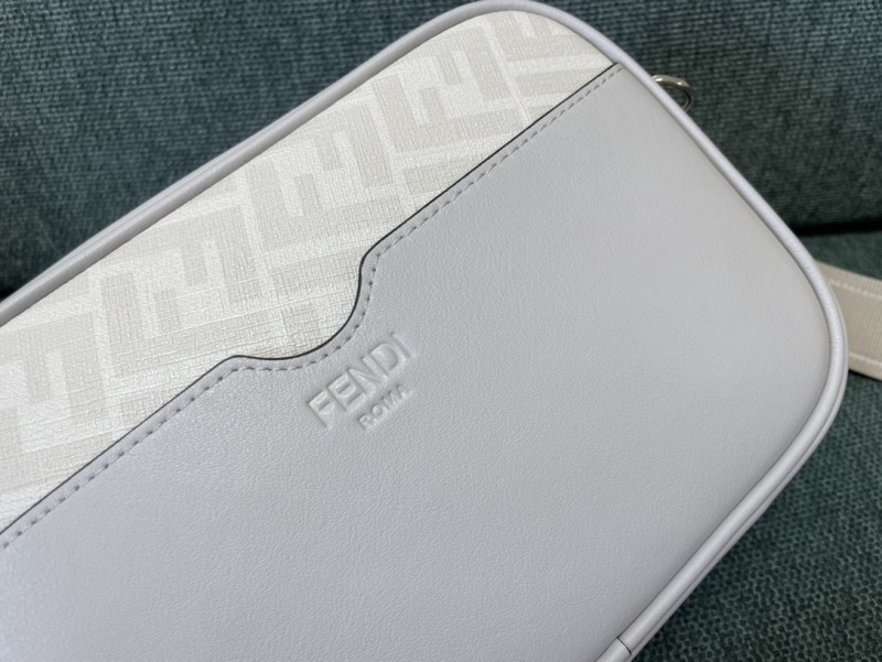 Fendi 020 5