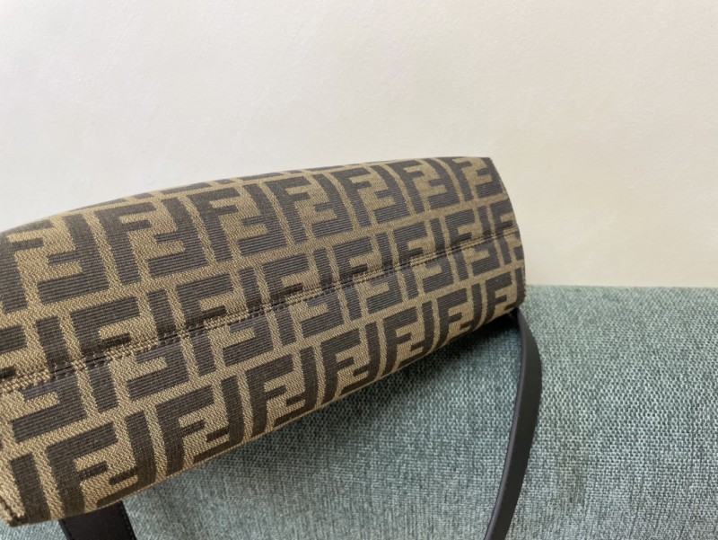 Fendi 021 5
