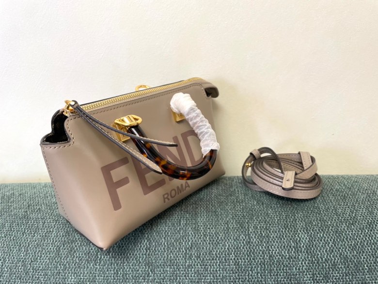 Fendi 050 5