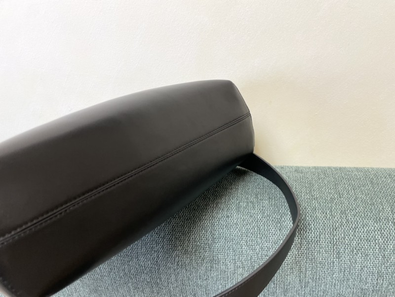 Fendi 139 5
