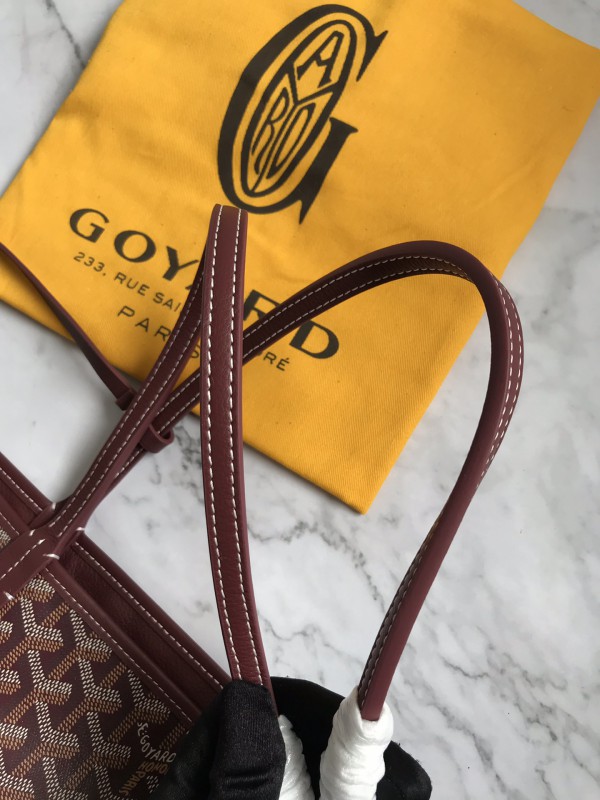 Goyard 196 5