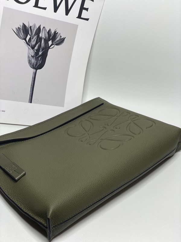 Loewe 007 5