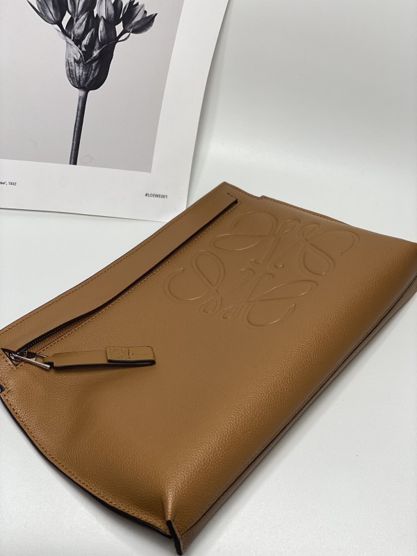Loewe 008 5