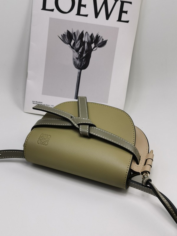 Loewe 033 5