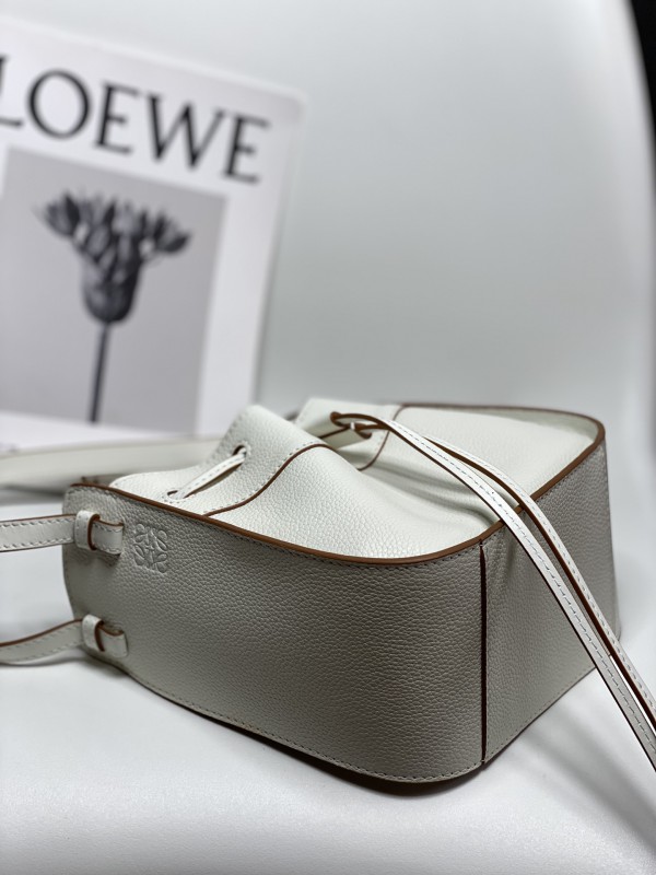 Loewe 039 5