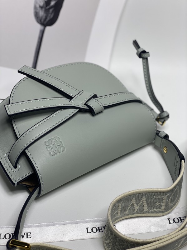 Loewe 043 5