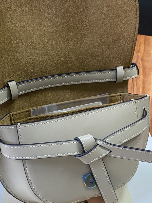 Loewe 045 5