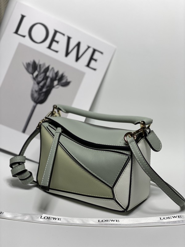 Loewe 053 5