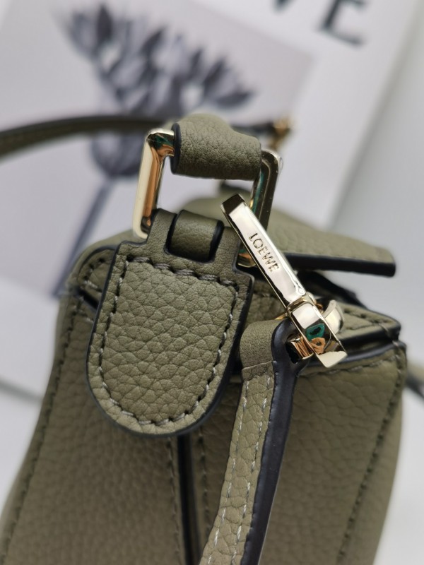 Loewe 059 5