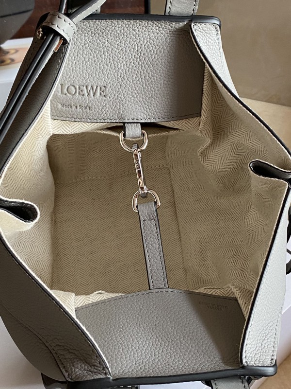 Loewe 156 5