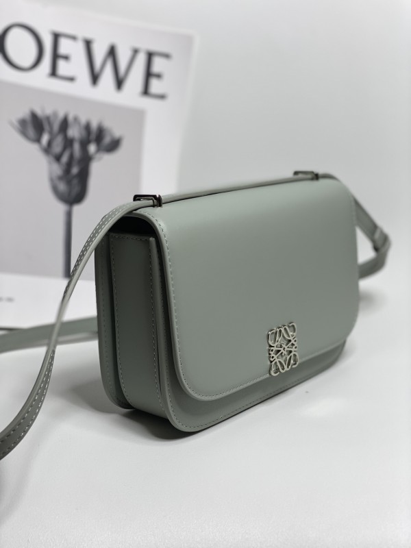 Loewe 181 5