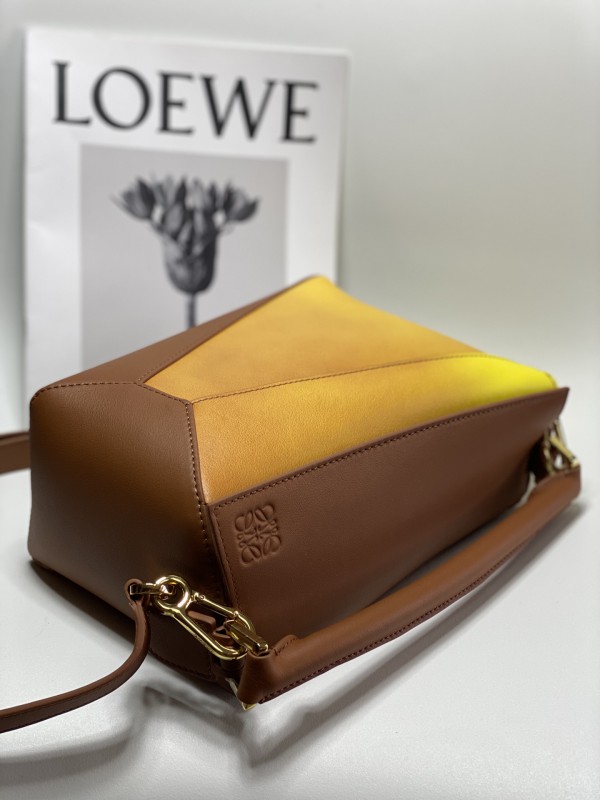 Loewe 213 5