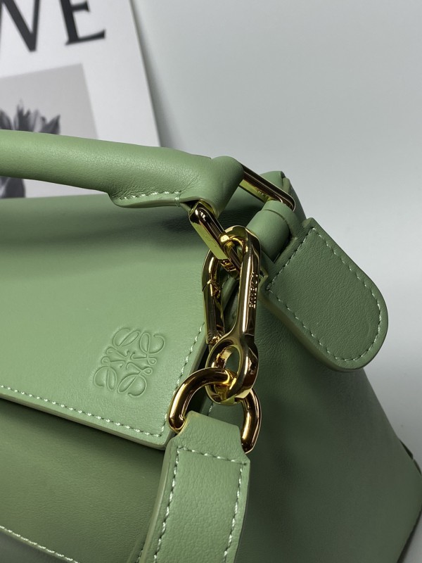 Loewe 214 5