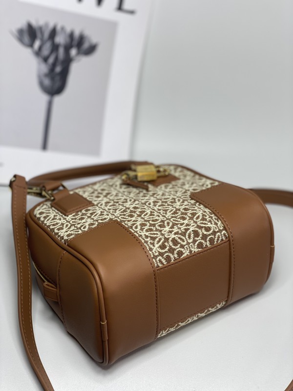 Loewe 221 5