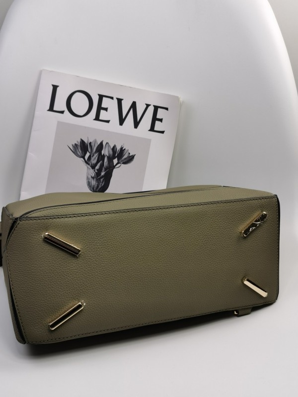 Loewe 235 5