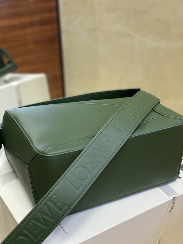 Loewe 242 5