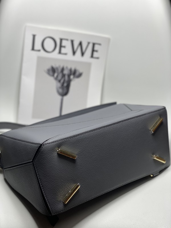 Loewe 247 5