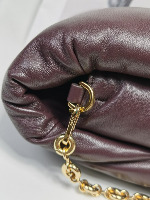 Loewe 252 5