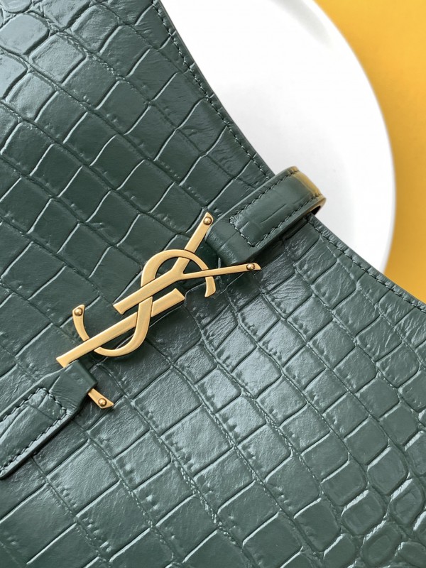 YSL 209 5